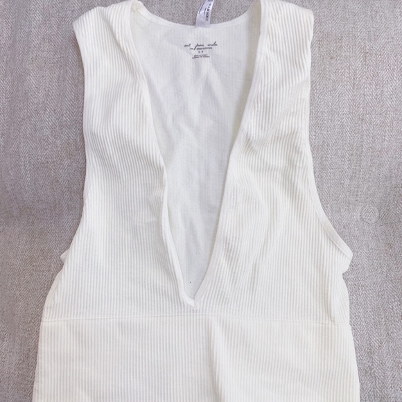 Cropped Tank top - Picture 2 of 2